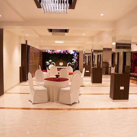 Gold Crest Business Hotel Navi Mumbai Kültér fotó