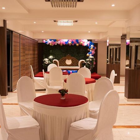 Gold Crest Business Hotel Navi Mumbai Kültér fotó