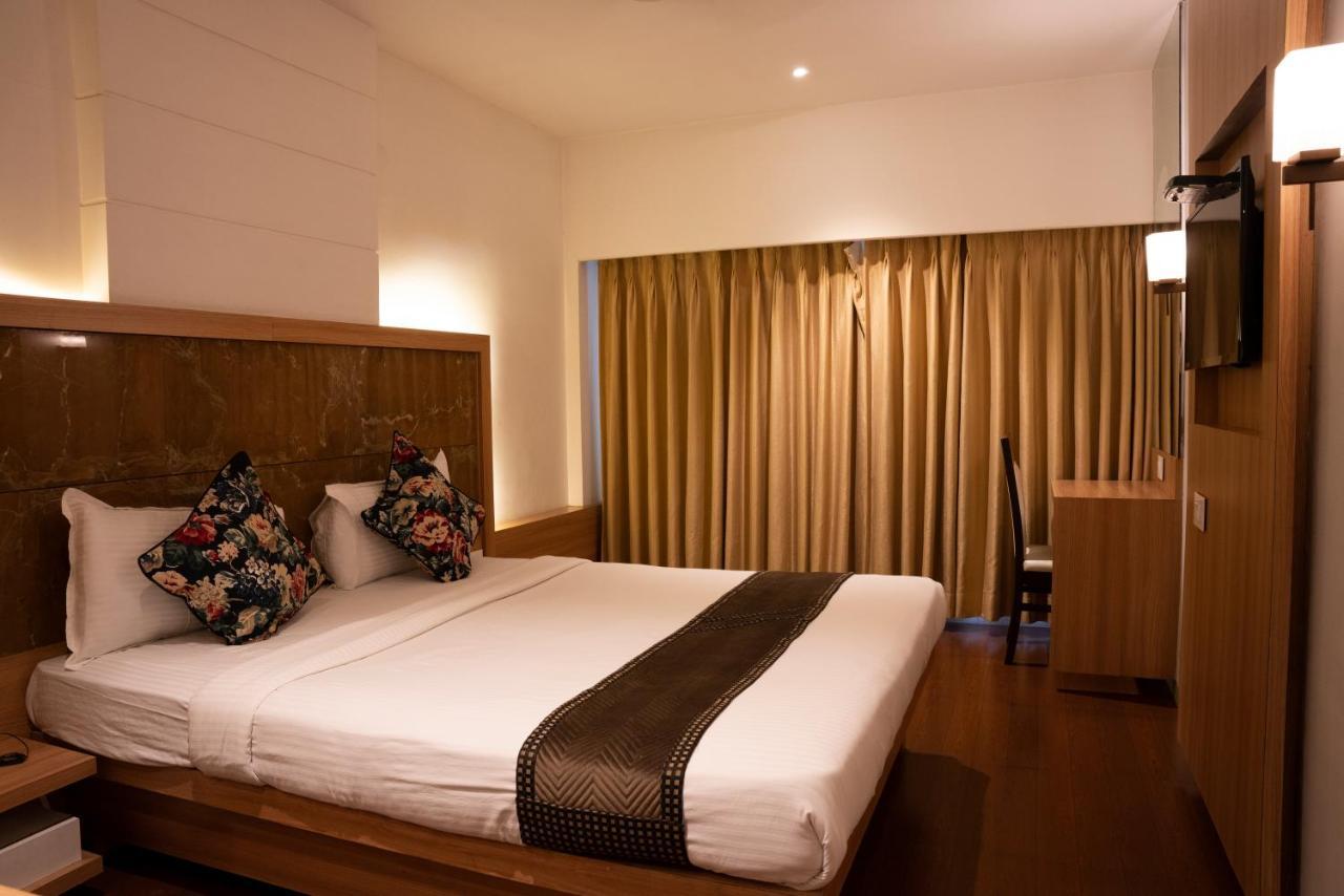 Gold Crest Business Hotel Navi Mumbai Kültér fotó